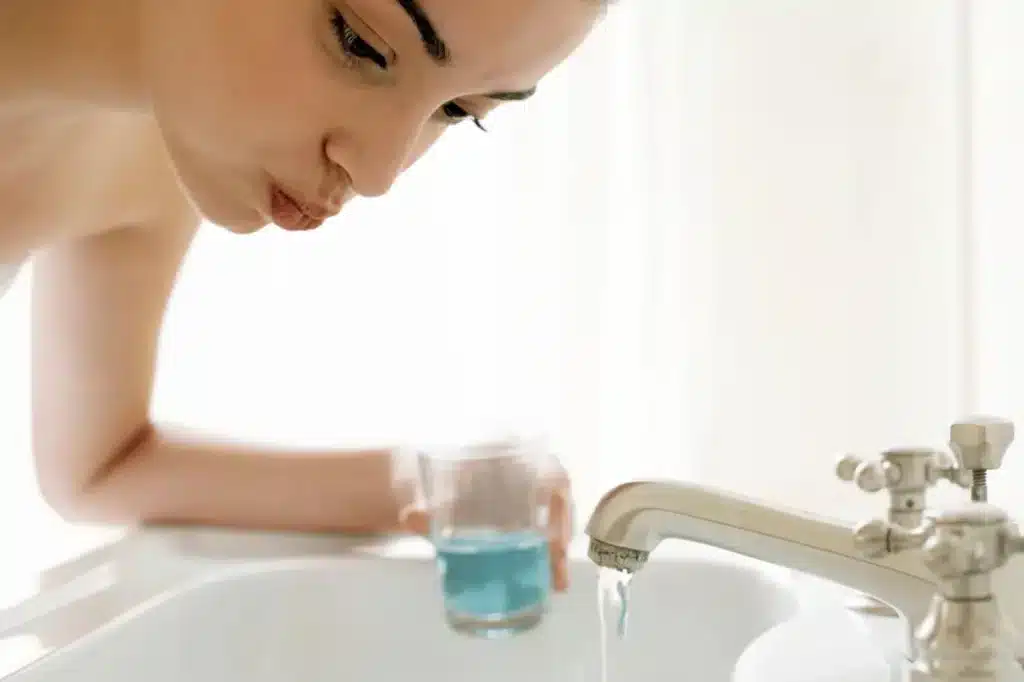 How to Choose the Right Mouthwash